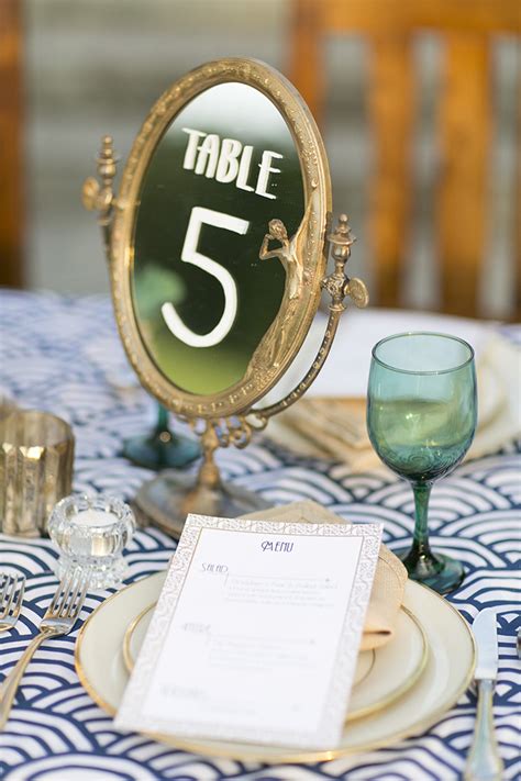 Mirror table numbers