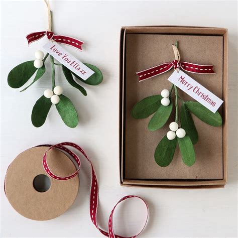 Mistletoe Gift