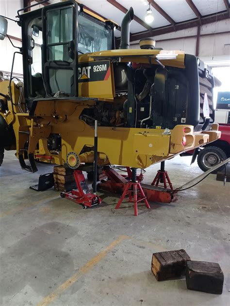 Mobile Heavy Equipment Mechanic at work