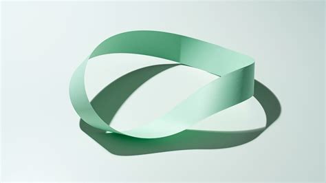 Möbius Strip Net Example