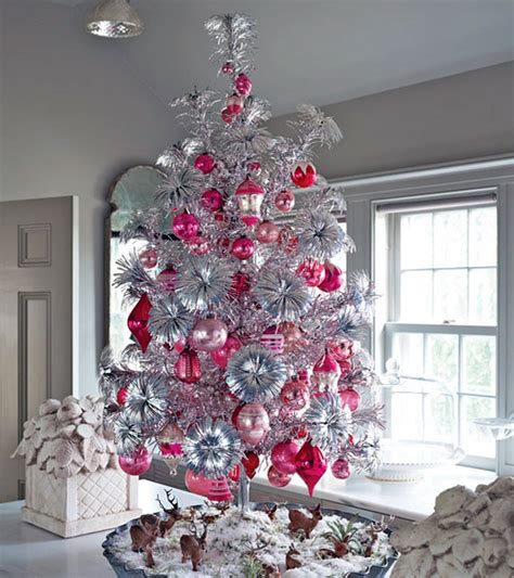 Monochromatic Color Scheme Christmas Tree Styling