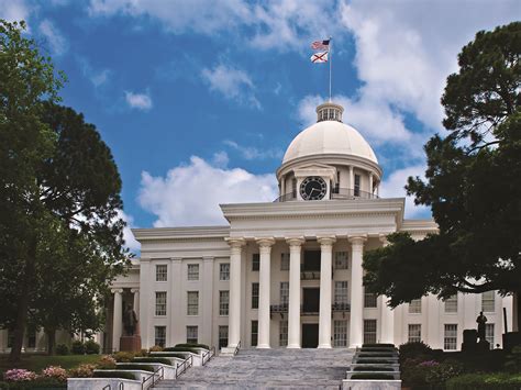 A photo of the Alabama State Capitol building in Montgomery