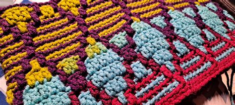 Mosaic crochet pattern example 1