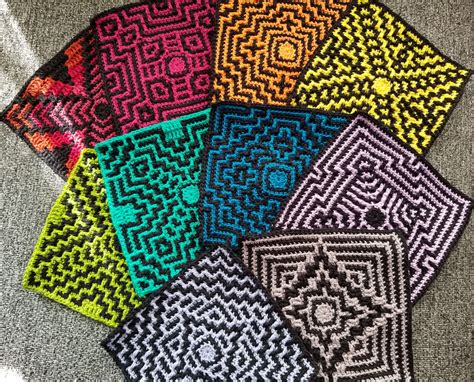 Mosaic crochet pattern example 10