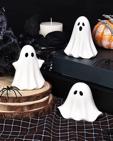 Mummy and Ghost Decorations