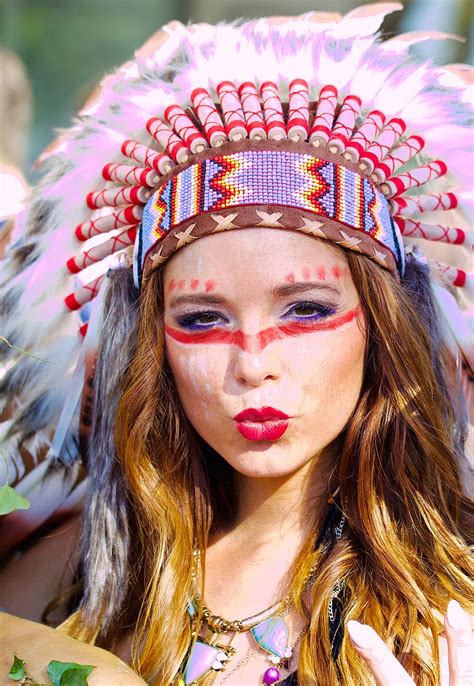 Native American face paint design