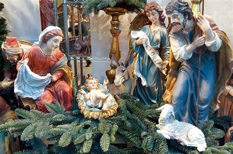 Nativity scene traditions