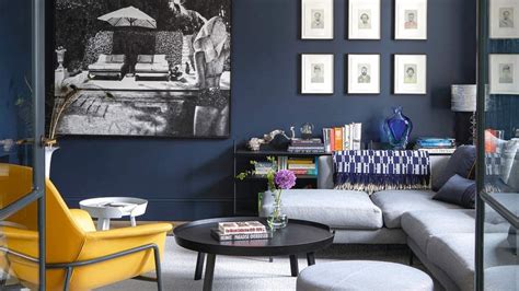 Navy Blue Backgrounds in Interior Decorating