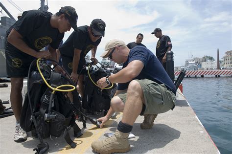 Navy Diver Image 1