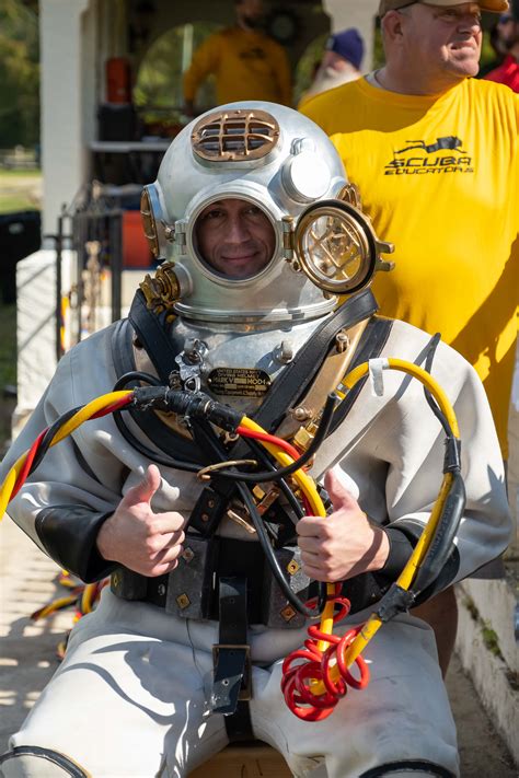 Navy Diver Image 9