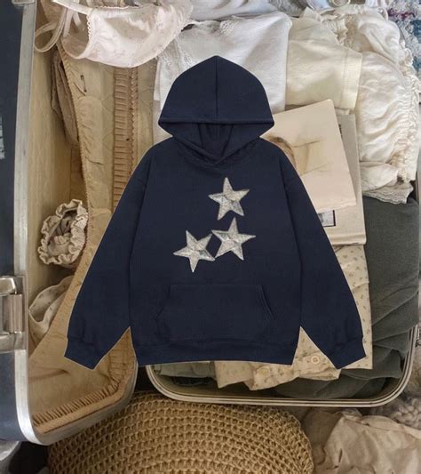 Navy hoodie trendy