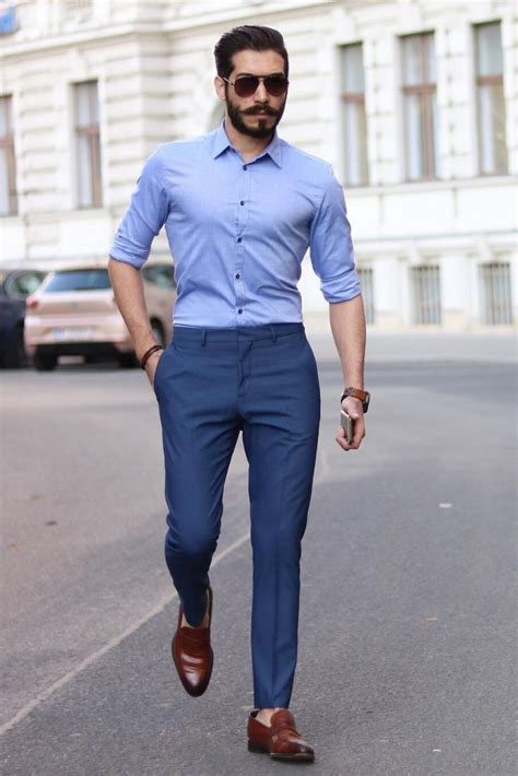 Description of Navy Pants for Casual Occasions