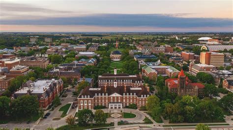 Image of University of Illinois at Urbana-Champaign Navy ROTC students