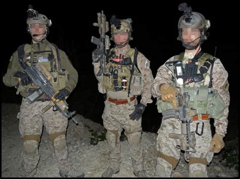 Navy SEALs counter-terrorism