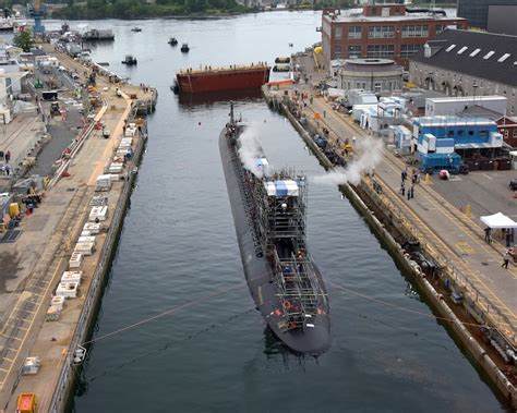 Navy Shipyard in Virginia Photo 2