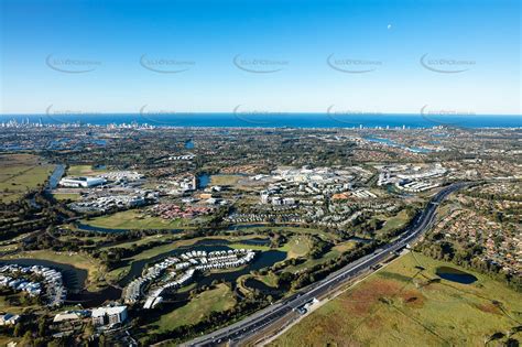 Helicopter pilots in news gathering and aerial photography