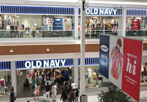 Old Navy Store Front