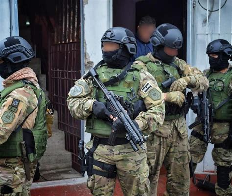 Operadores de Fuerzas Especiales de Argentina en acción