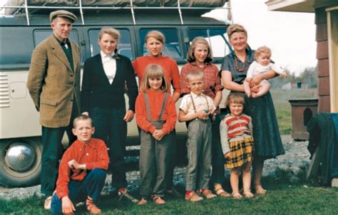 Otto Kilcher with his family