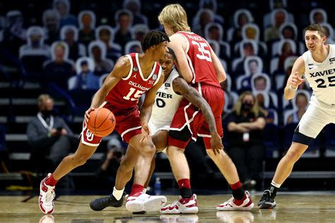 OU basketball team in action