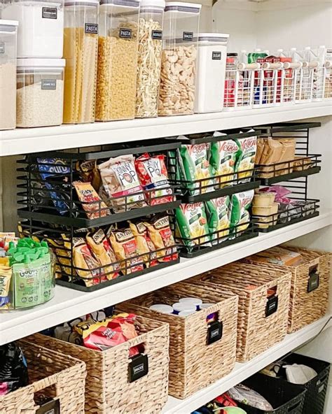 Pantry organization tips