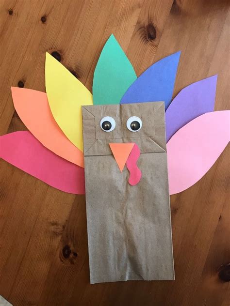 Paper bag turkey crafts for elementary school students