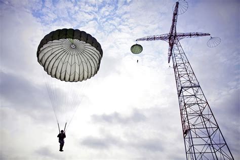 Special Forces soldiers practice their parachute skills