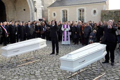 Paris Funeral Customs