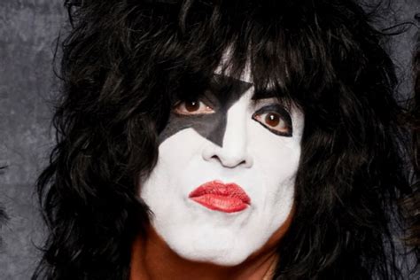 Paul Stanley's iconic makeup template 3