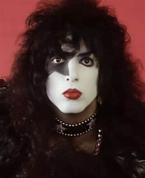 Paul Stanley's iconic makeup template 6