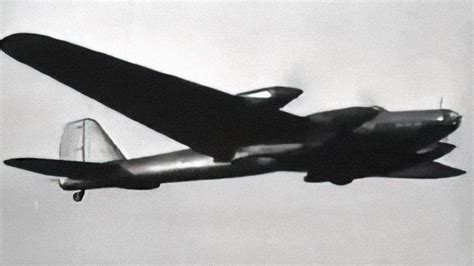 Pe-8 bomber carrying FAB-5000M-54 bomb