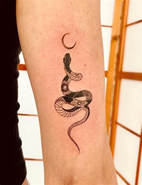 Personalized snake tattoos for a meaningful design