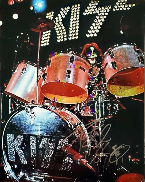 Peter Criss drumming