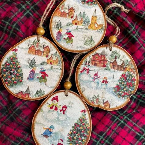 Photo Ornaments with Decoupage and Varnish