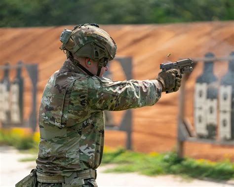 Pistols in Special Operations