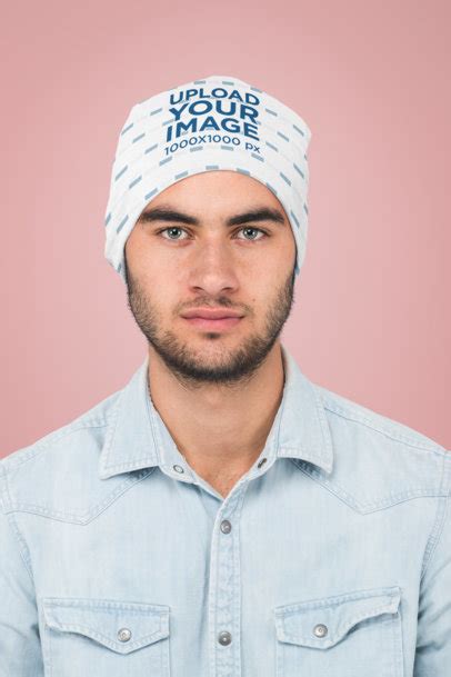 Placeit Beanie Mockup