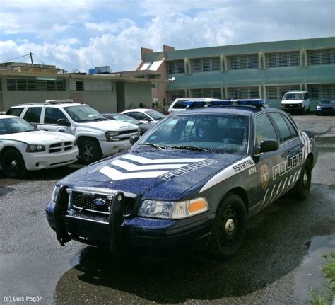 Police cars in pursuit