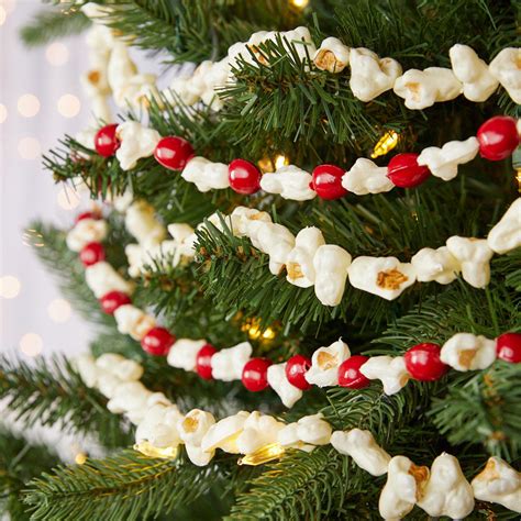 Popcorn and Cranberry Garland