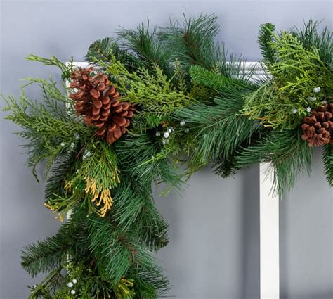 Burlap and Pinecone Garland