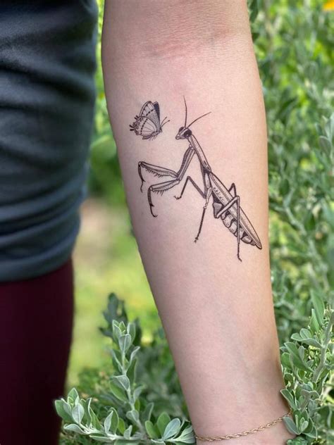 Praying Mantis Tattoo Designs