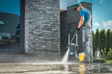 Pressure washing residential cleaning