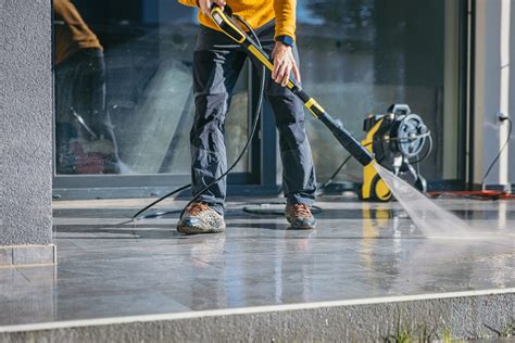 Pressure washing service provider