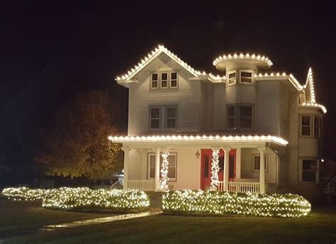 Professional Christmas Lights Installation