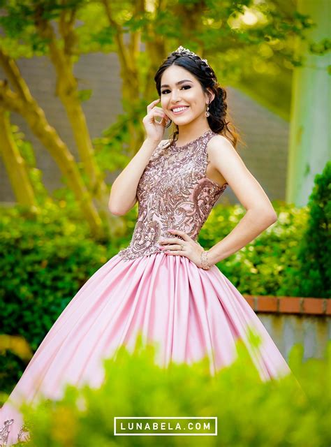 Quinceanera photography ideas