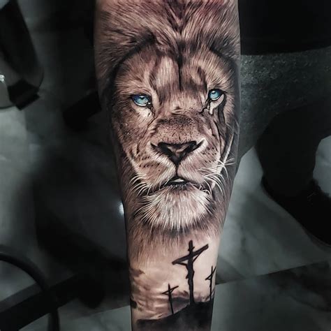 Realistic Leo Tattoos