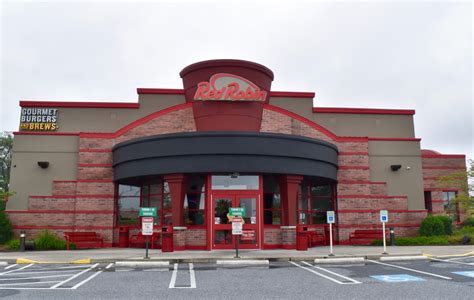 Red Robin Restaurant