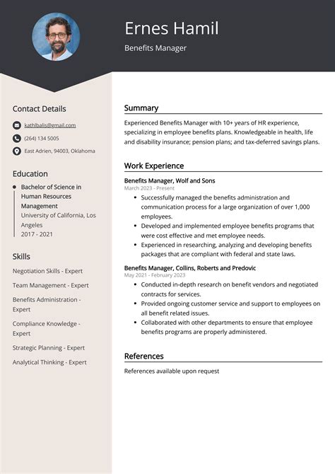 Benefits of using a free blank resume template