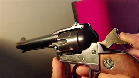 A step-by-step guide to clearing a revolver jam