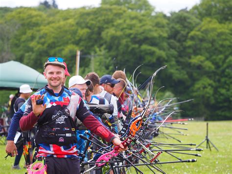 Robert Beeman with the archery community