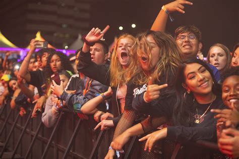 Crowd at Rolling Loud Quebec